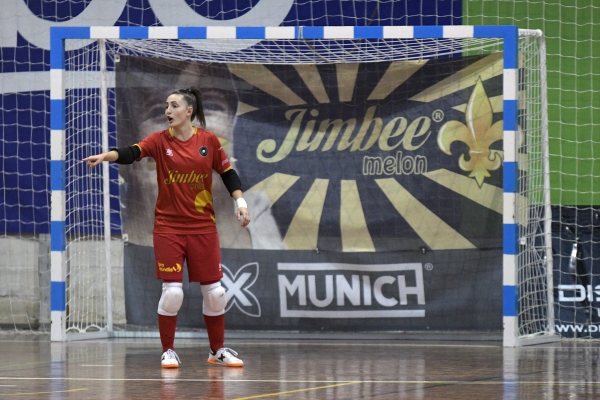 ANA ETAYO EN EL PARTIDO DE LA PRIMERA VUELTA