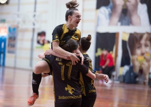 El Jimbee mira al título